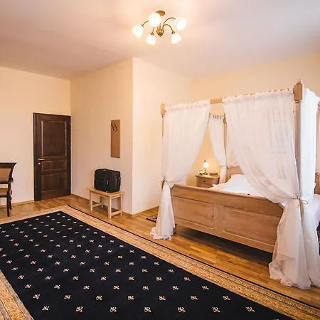 Karlhof Hotel